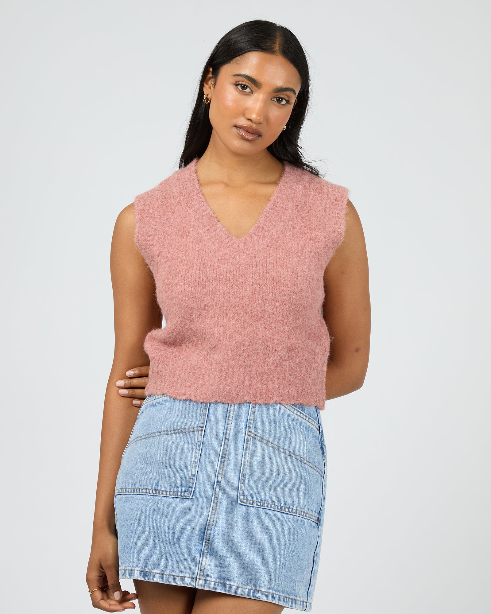 Leah Knit Vest Quartz Pink – All About Eve Clothing