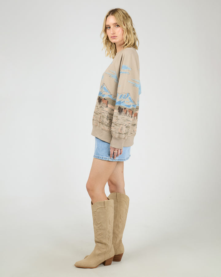 Wild Horses Box Raglan Crew Stone