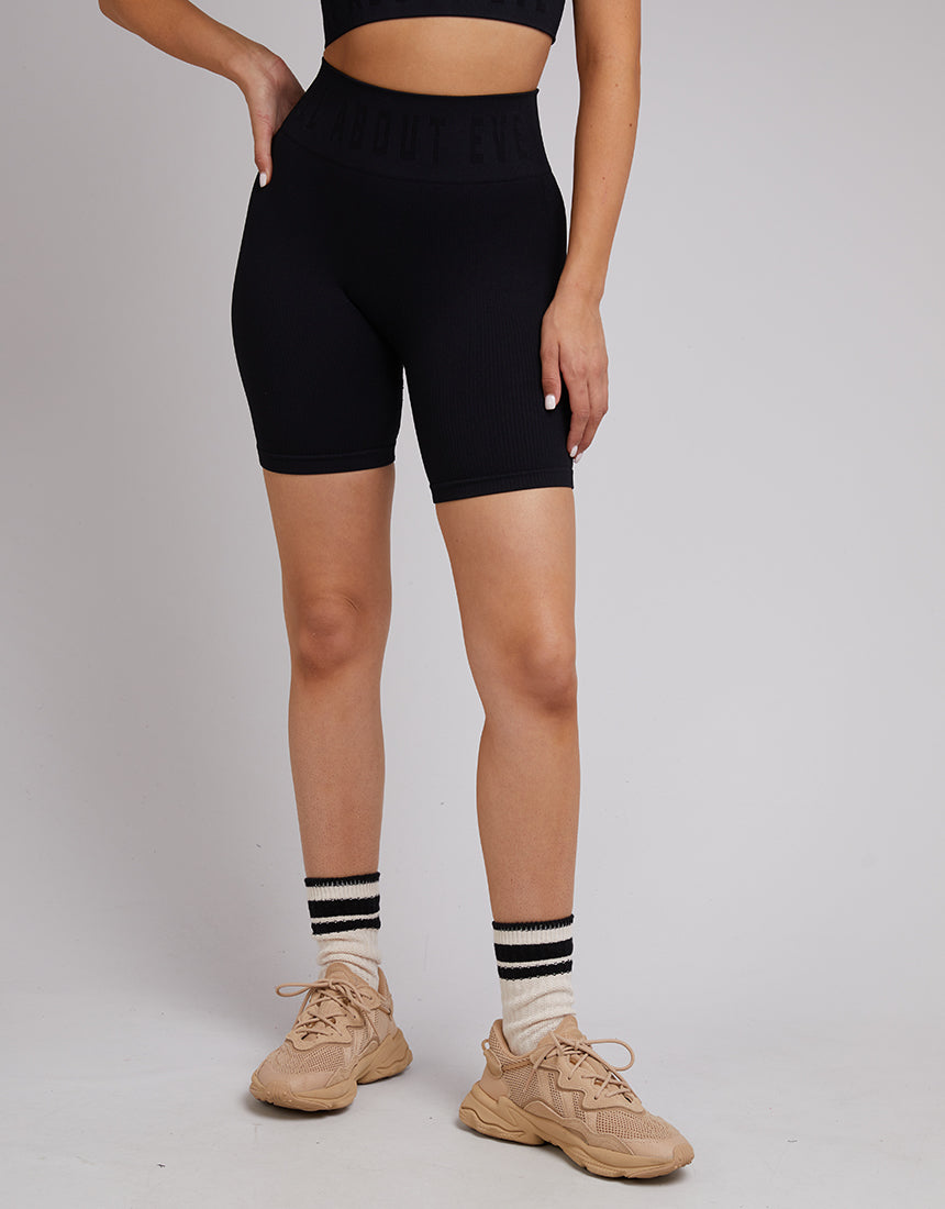 commando Women's Studio Rib Bike Short : : Clothing, Shoes &  Accessories