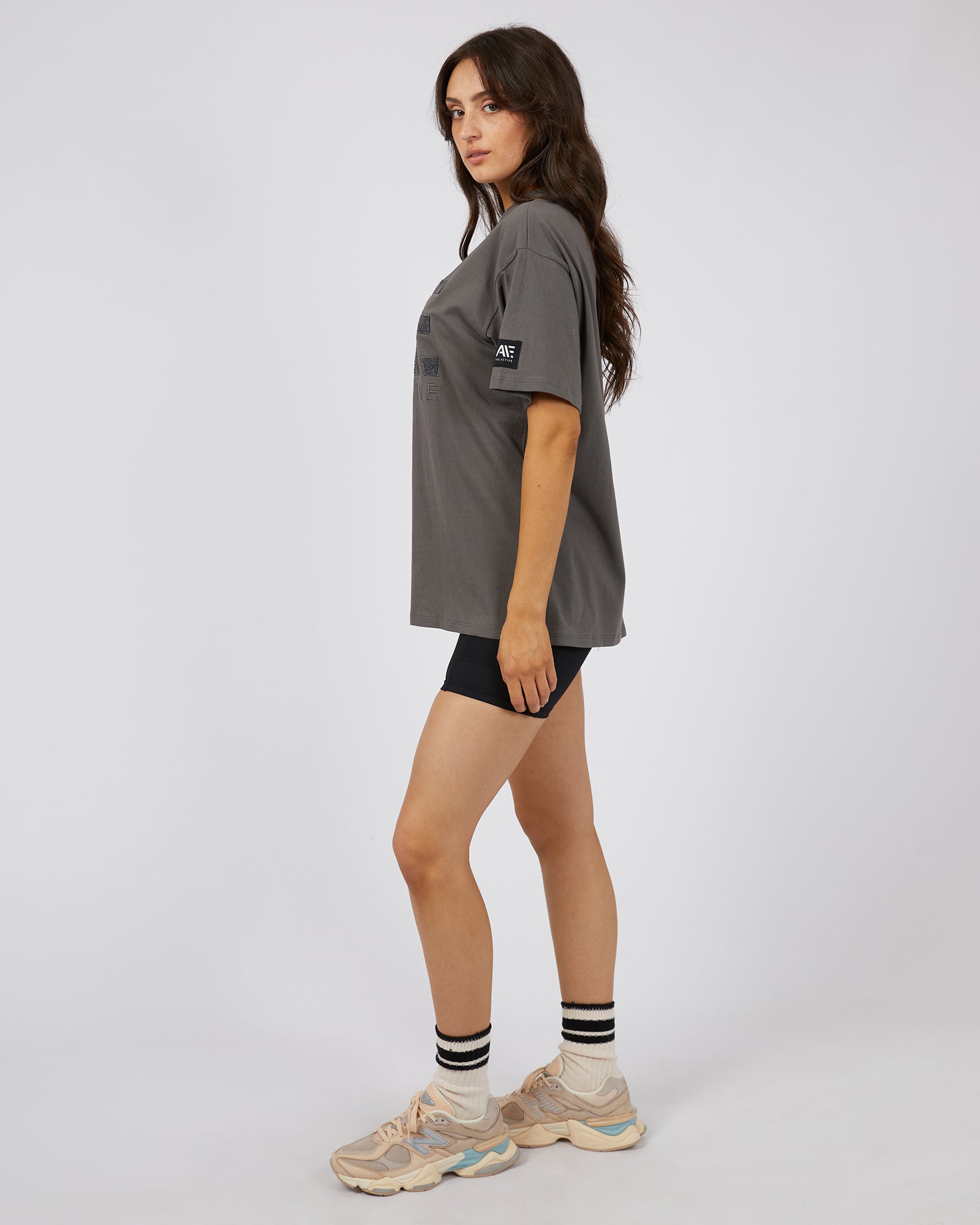 ◆ boohoo ◆アクティブ マッスルフィット Tシャツ/ charcoal Base Active Tee Charcoal – All About Eve Clothing