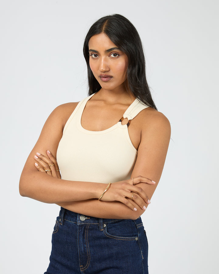 Sierra Tank Vanilla