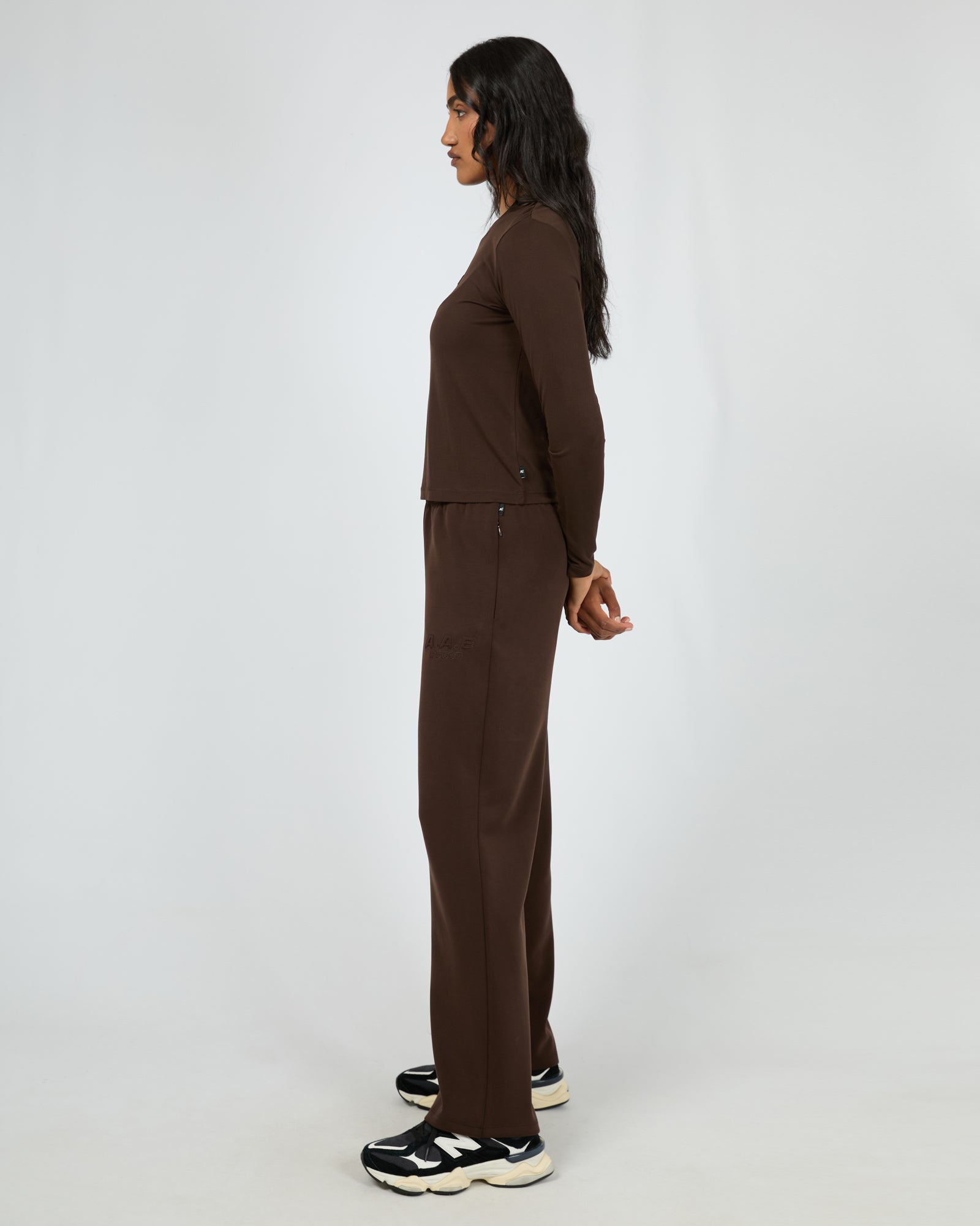 【内祝い】 Ls Active Luxe Top Clothing Eve About All – Brown トップス