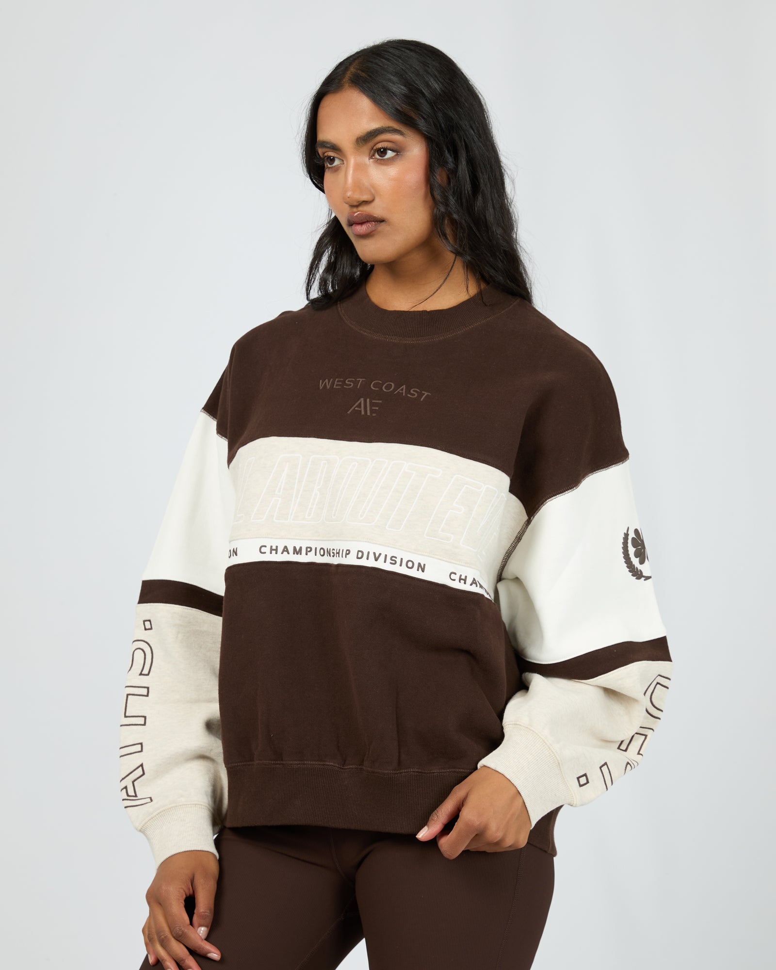 True Neutral Crew Soft Rules アヴァン・ヒップホップ Performance Slouch Panel Crew Brwn – All About Eve Clothing