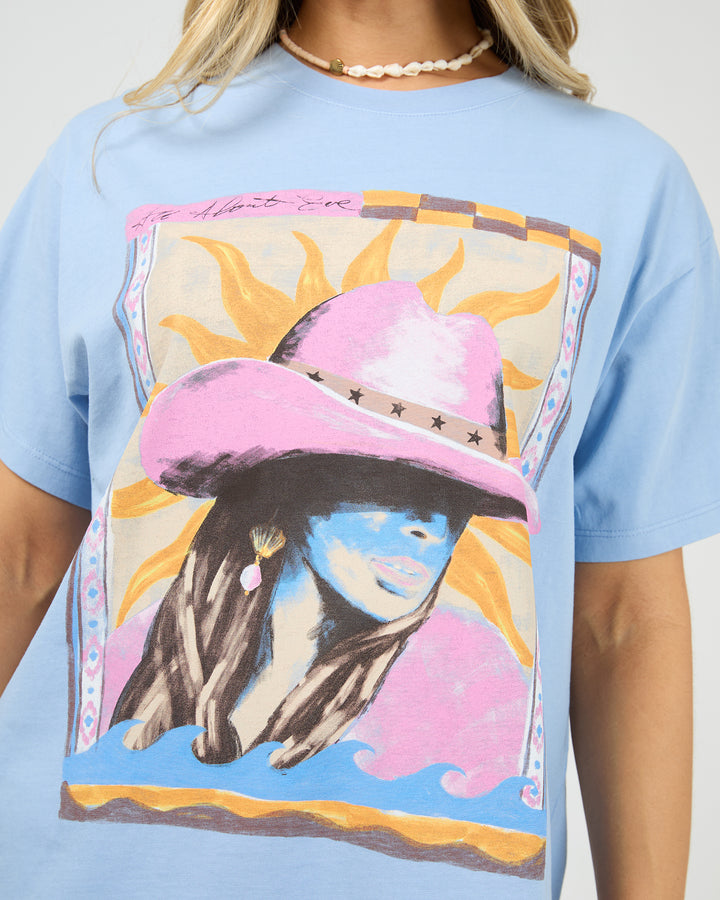 Calamity Sun Relaxed Tee Light Blue