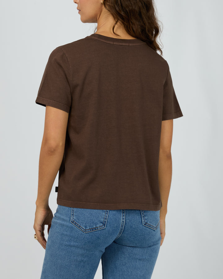 Saluti Regular Tee Brown