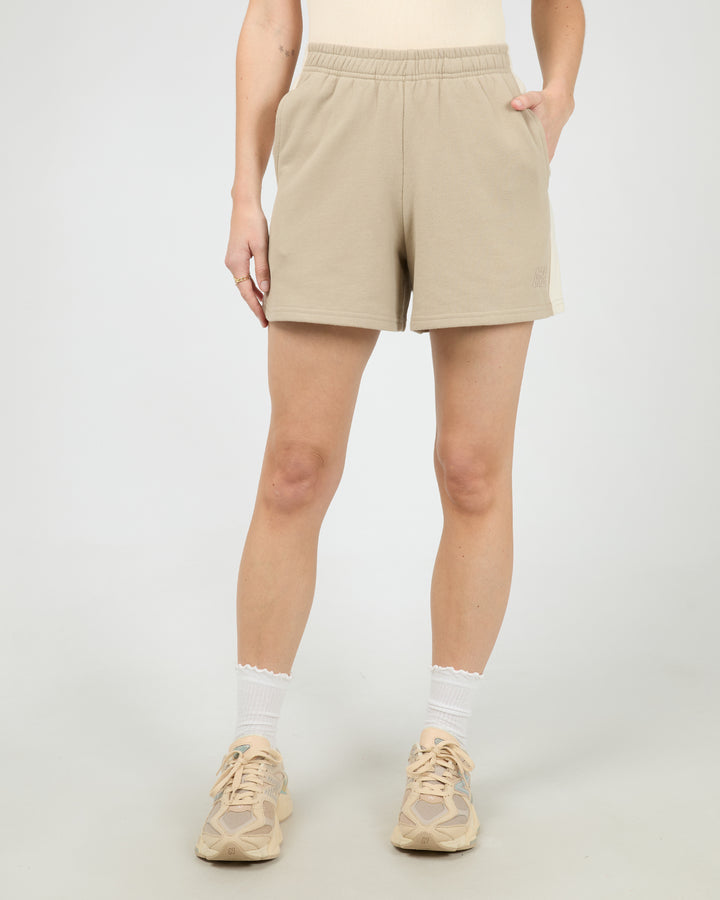 Performance Panel Short Stone