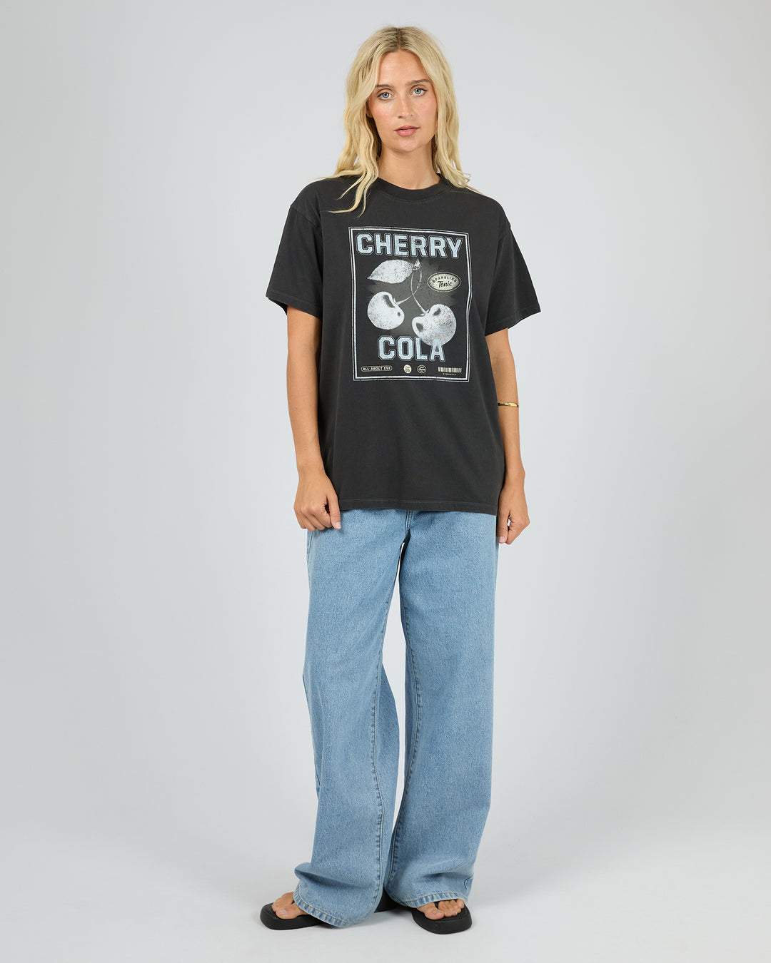 Wild Cherry Relaxed Tee Washed Black