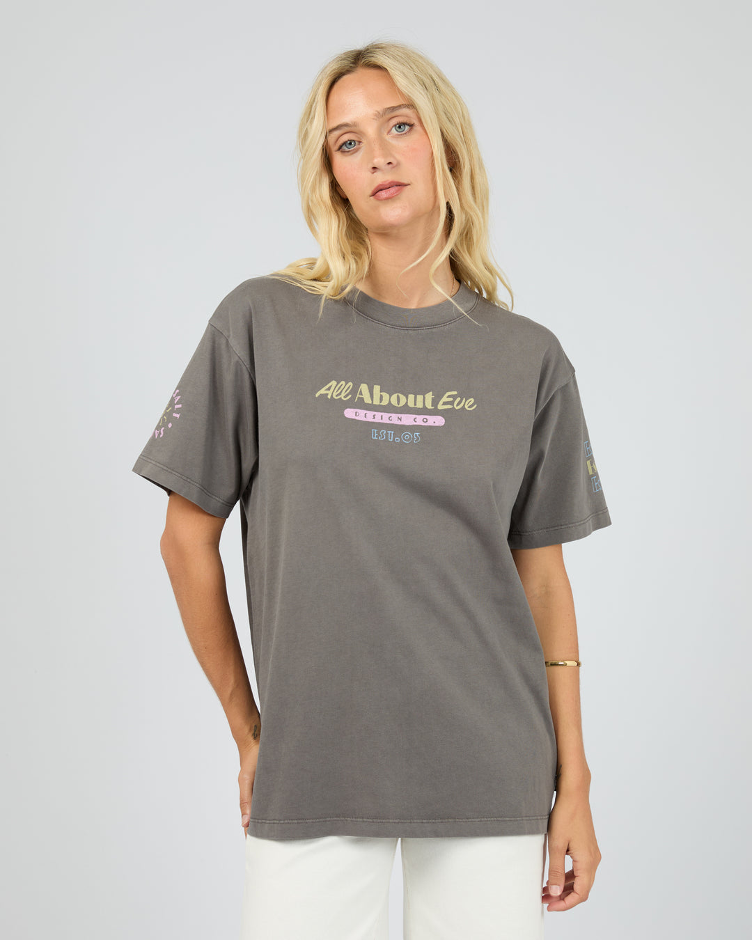 Vacation Relaxed Tee Charcoal