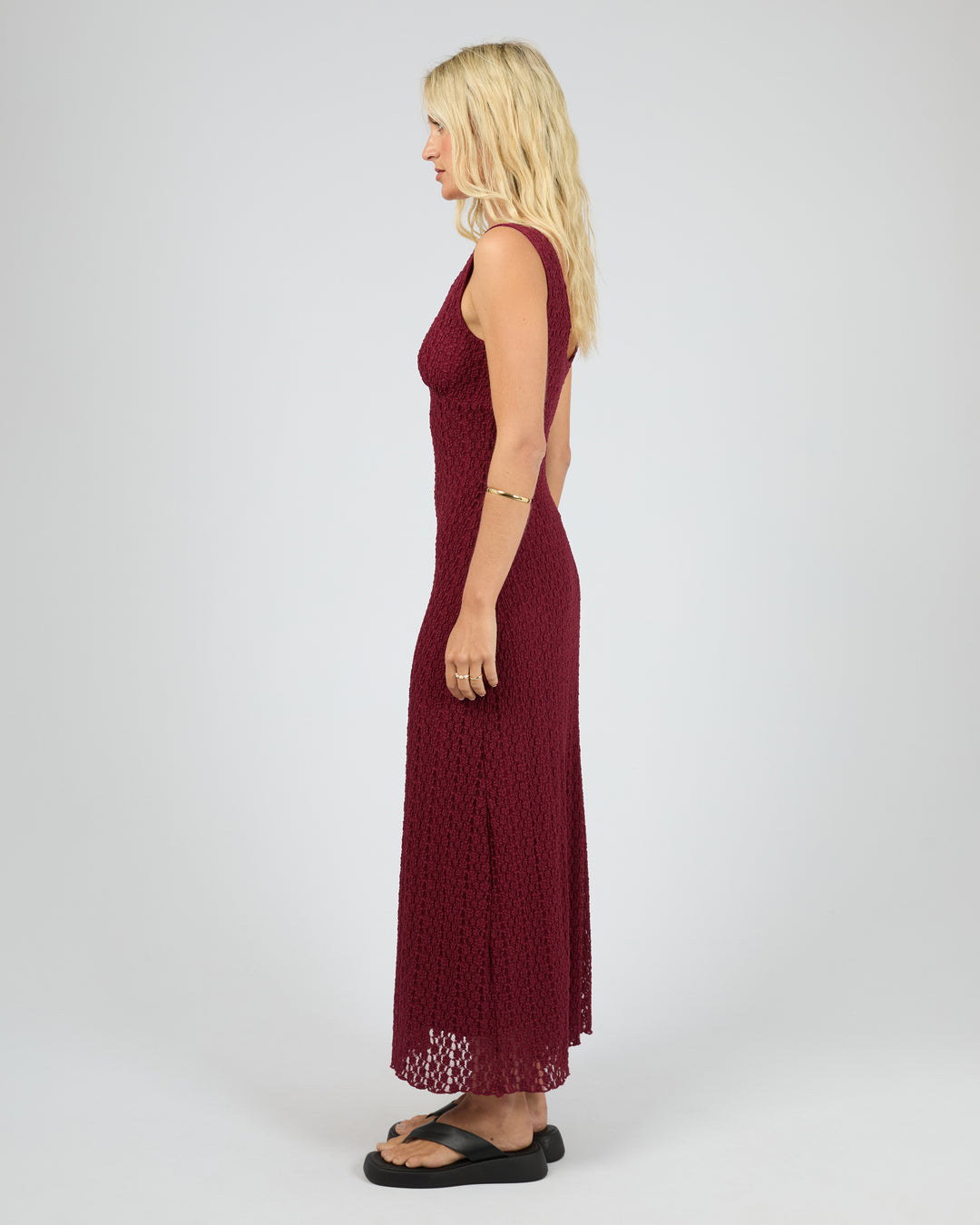 6469019.PLUM_6_1762814372000