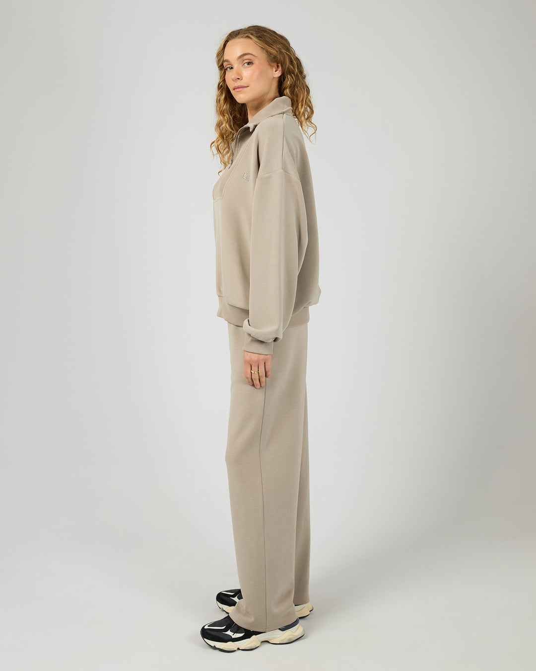Luxe Active 1/4 Zip Stone