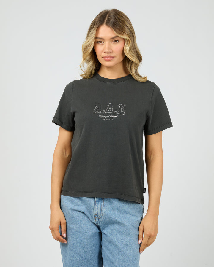 Vintage Studded Tee Washed Black