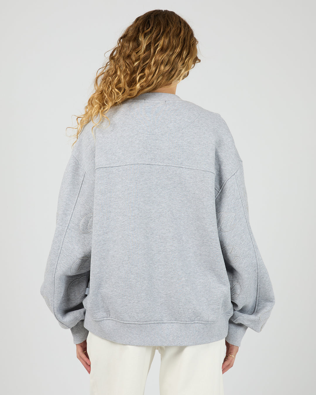 Serif Oversized Box Crew Grey Marle