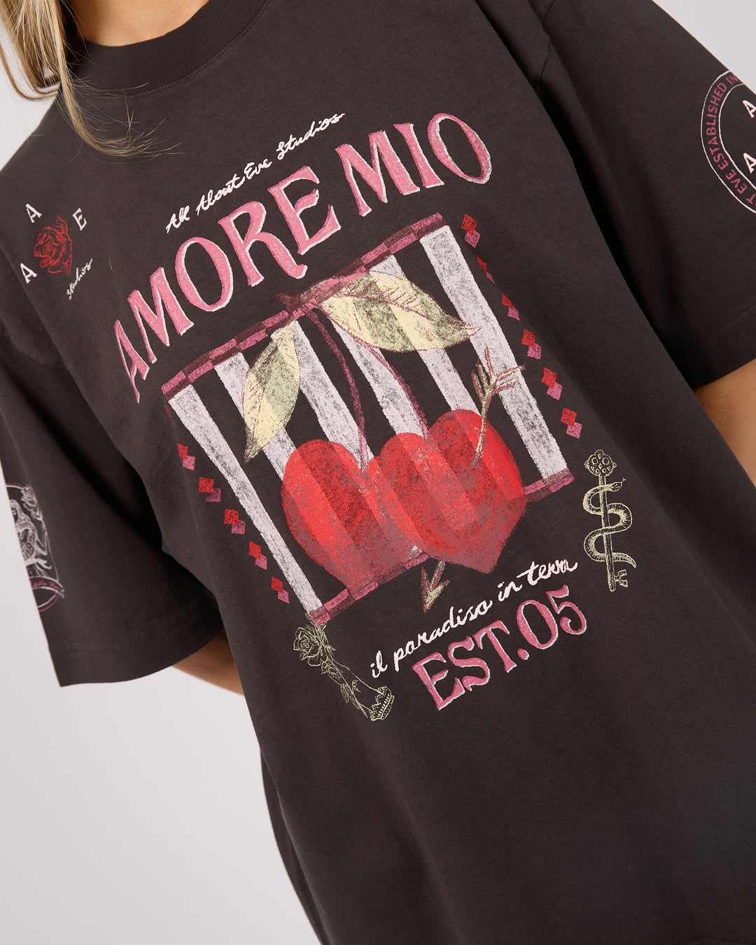 Aurora Oversized Tee Washed Black