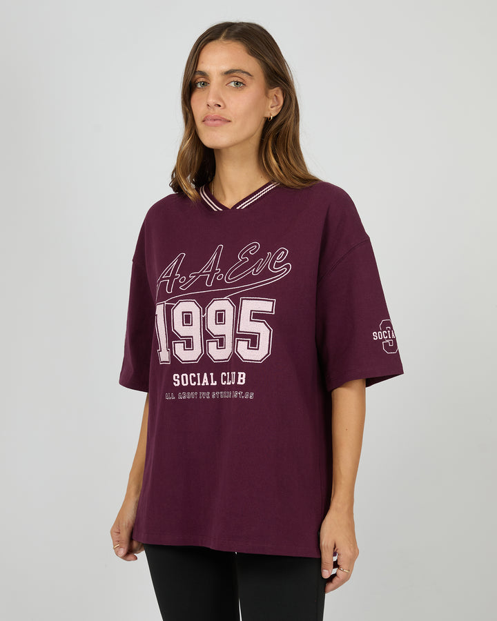 Ninety Five V-Neck Tee Wine