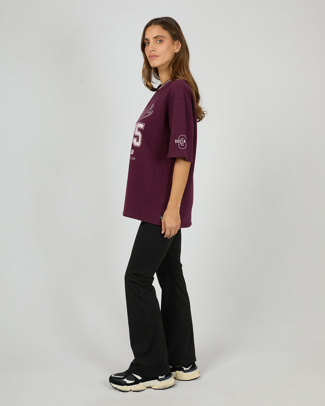 Ninety Five V-Neck Tee Wine