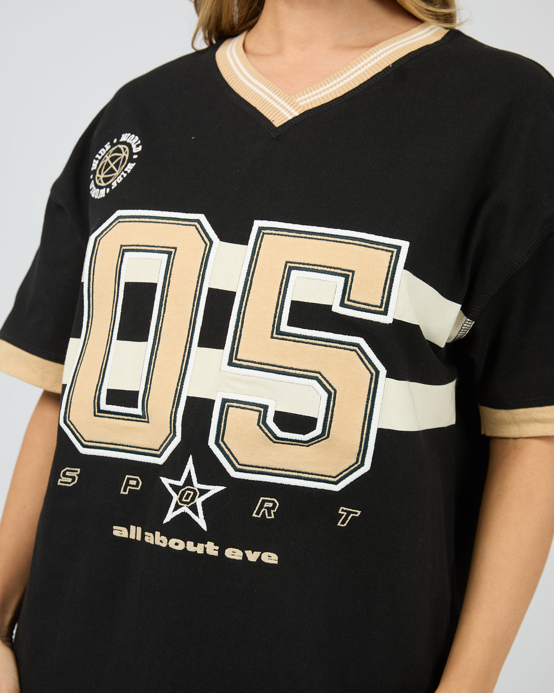 Allstar V-Neck Tee Black