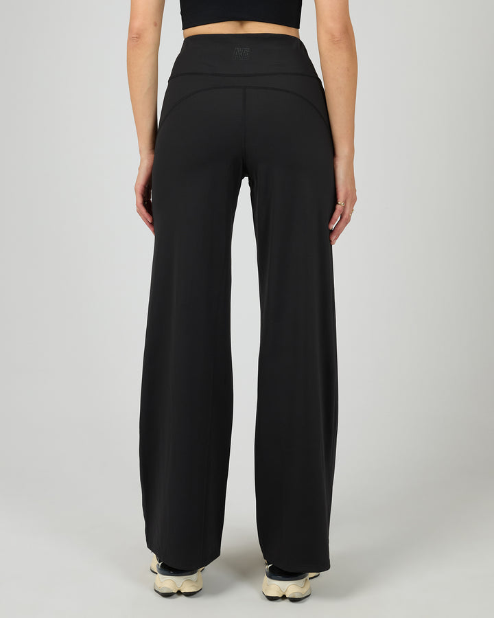 Studio Wide Leg Pant Black