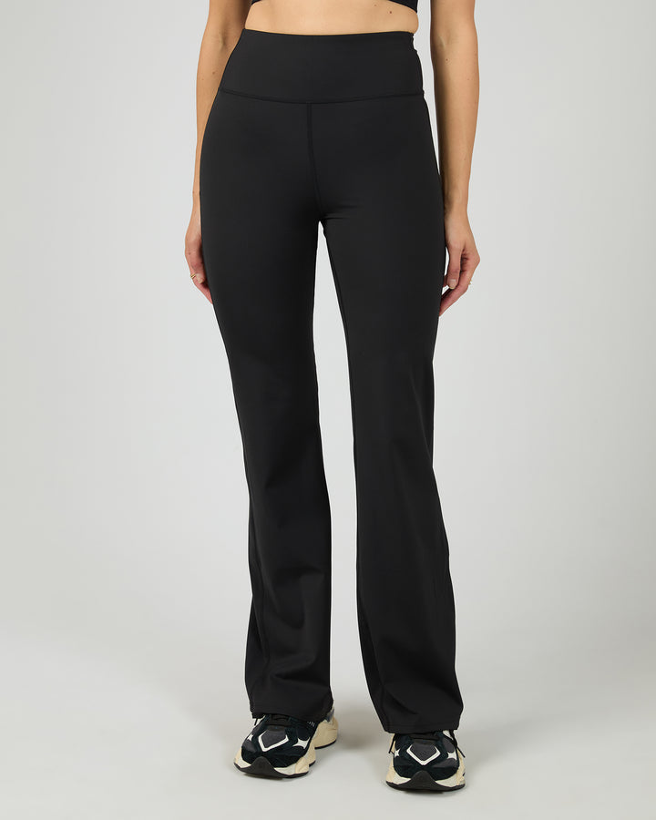 Studio Flare Pant Black
