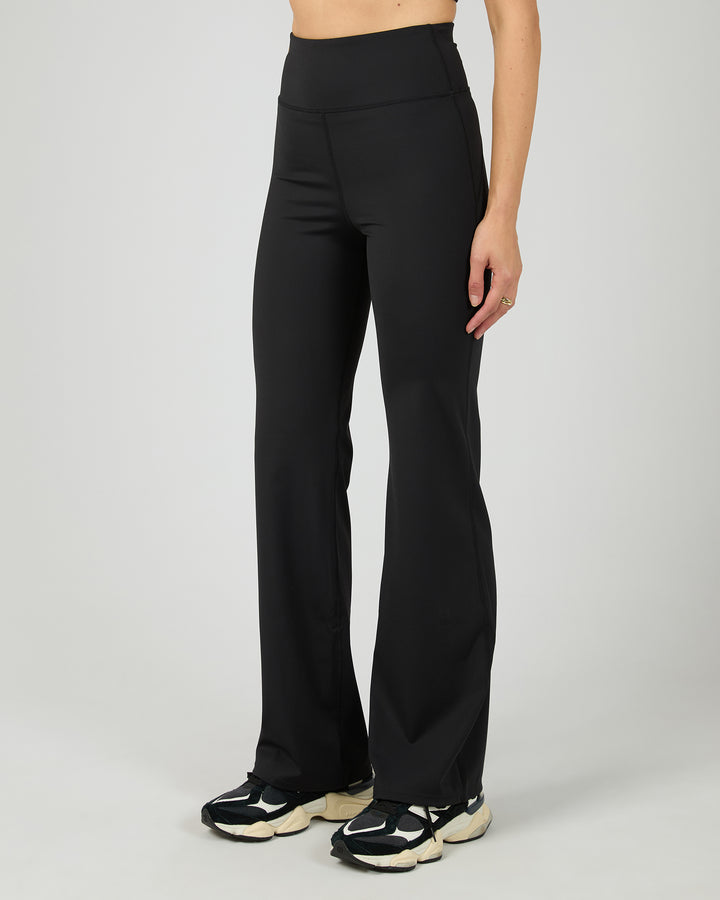 Studio Flare Pant Black