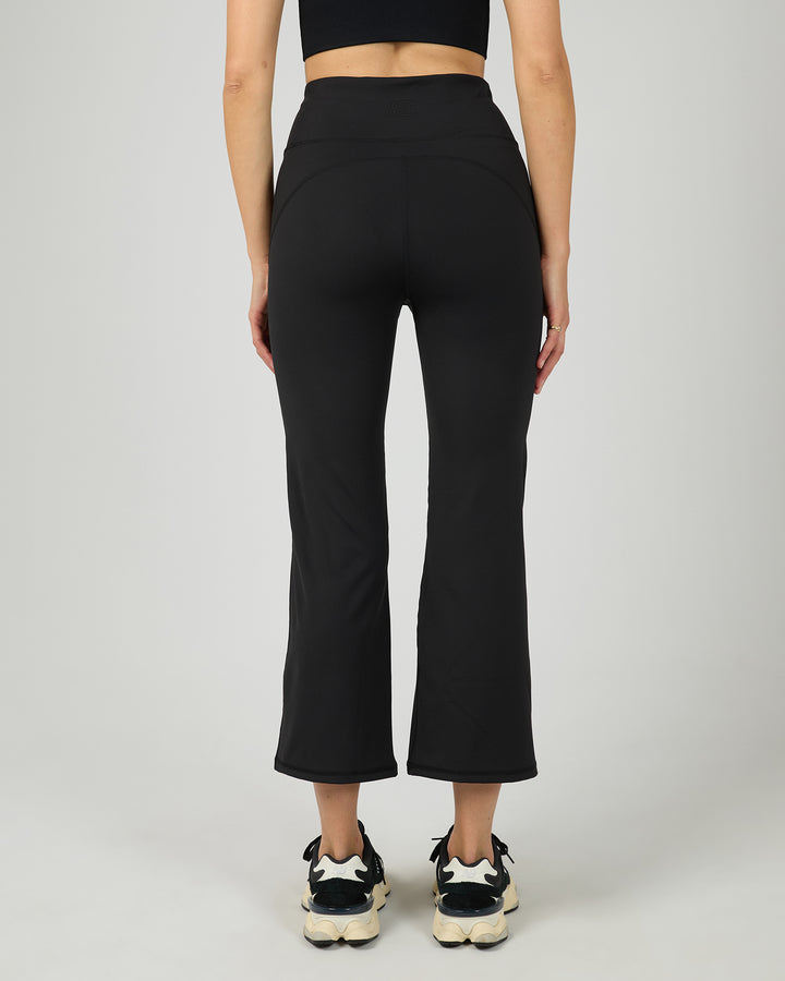 Studio Crop Flare Pant Black