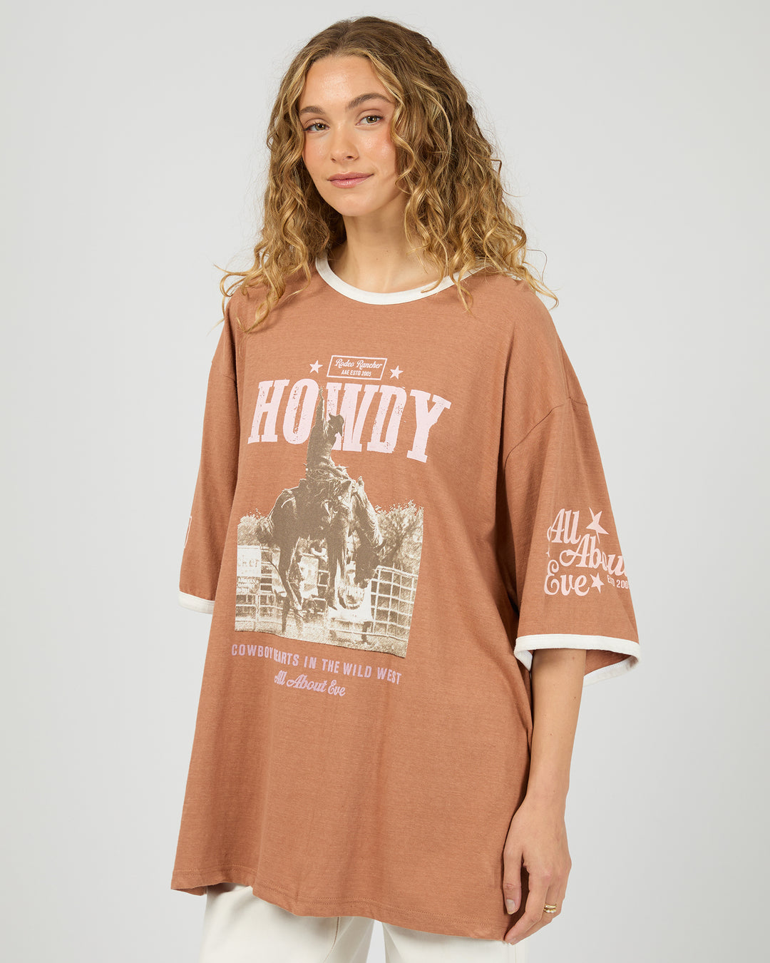 Howdy Oversized Tee Cinnamon