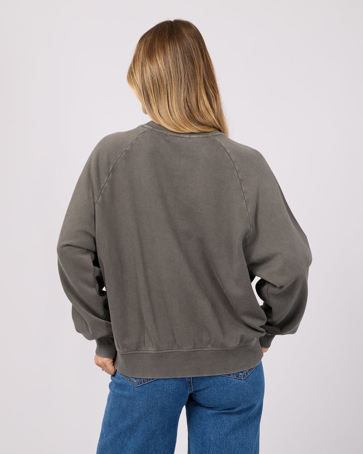 Flynn Washed Box Raglan Crew Charcoal