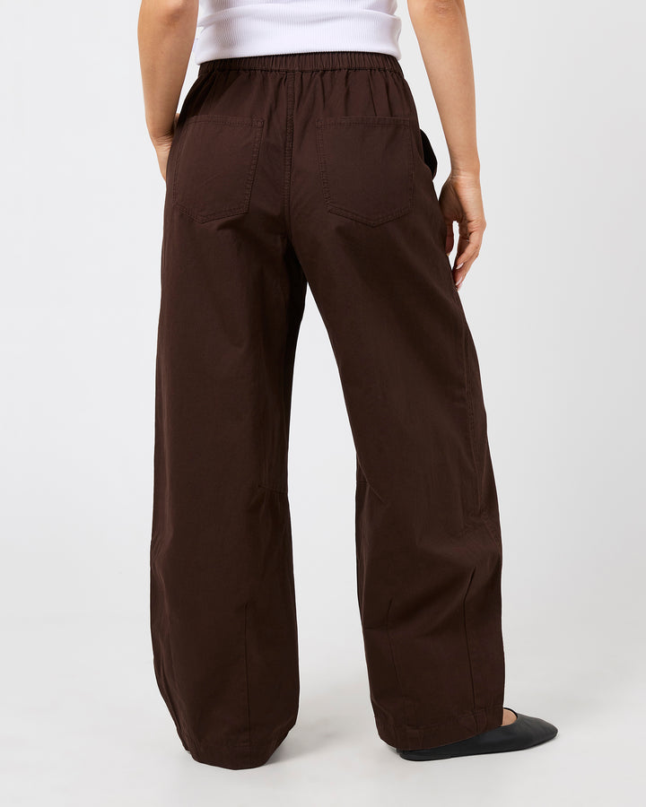 Margo Barrel Pant Chocolate