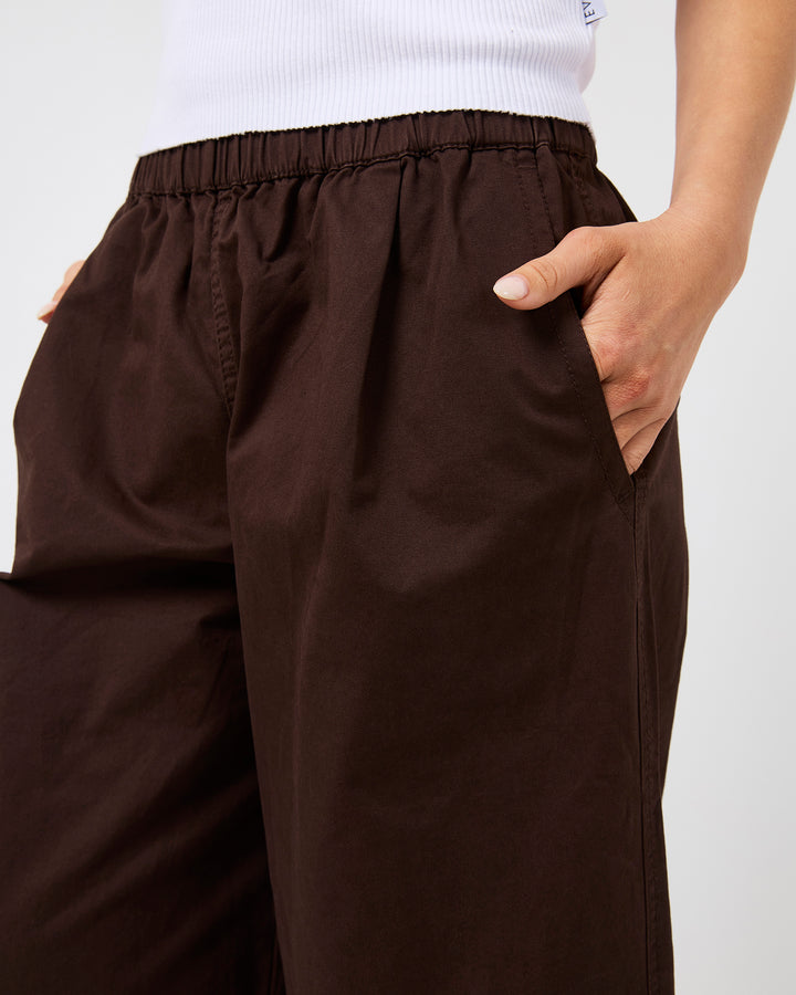 Margo Barrel Pant Chocolate