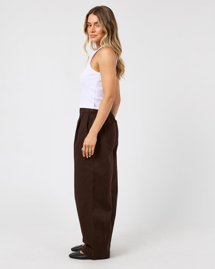 Margo Barrel Pant Chocolate