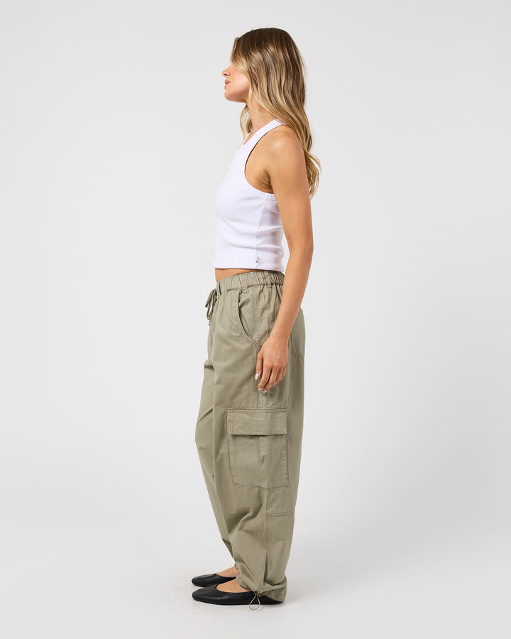 Leo Cargo Pant Khaki