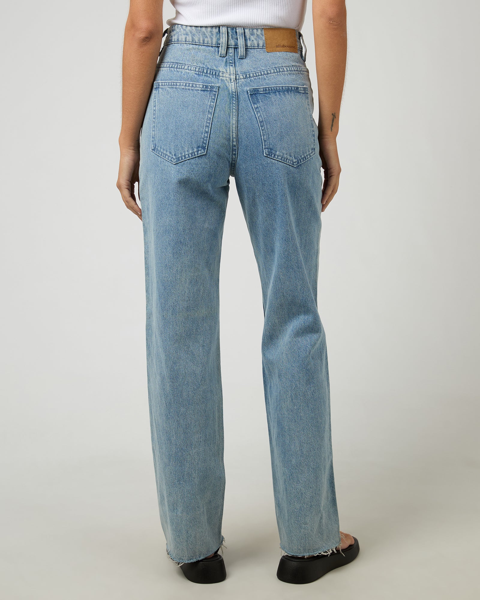 【THE MOZZ】Becca Wide Denim Pants Becca Wide Leg Distressed Denim
