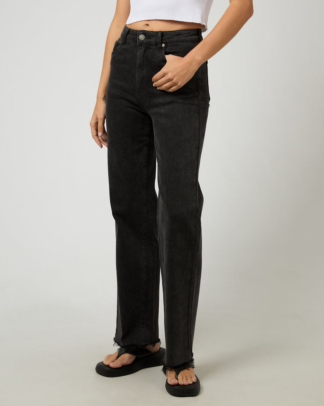 Skye Comfort Jean Washed Black