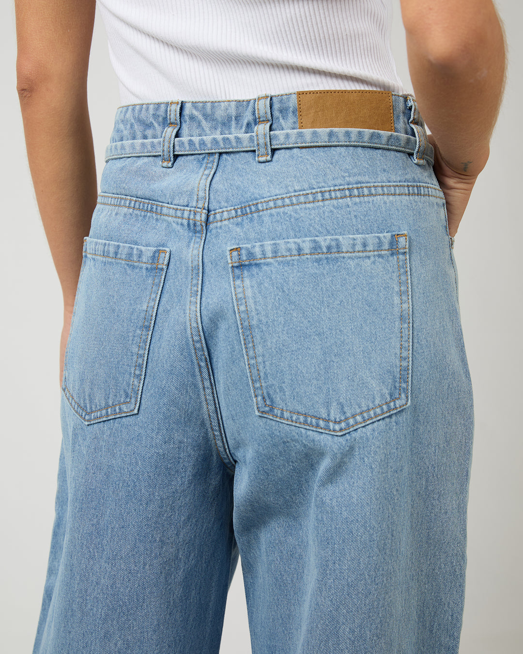 Gia High Rise Baggy Light Blue