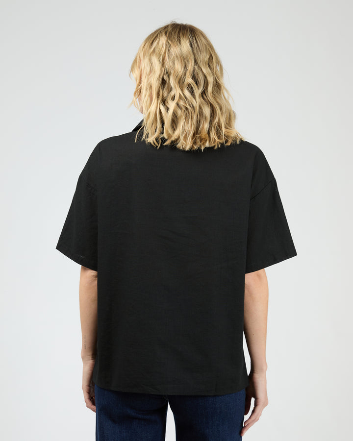 Essential Shirt Black