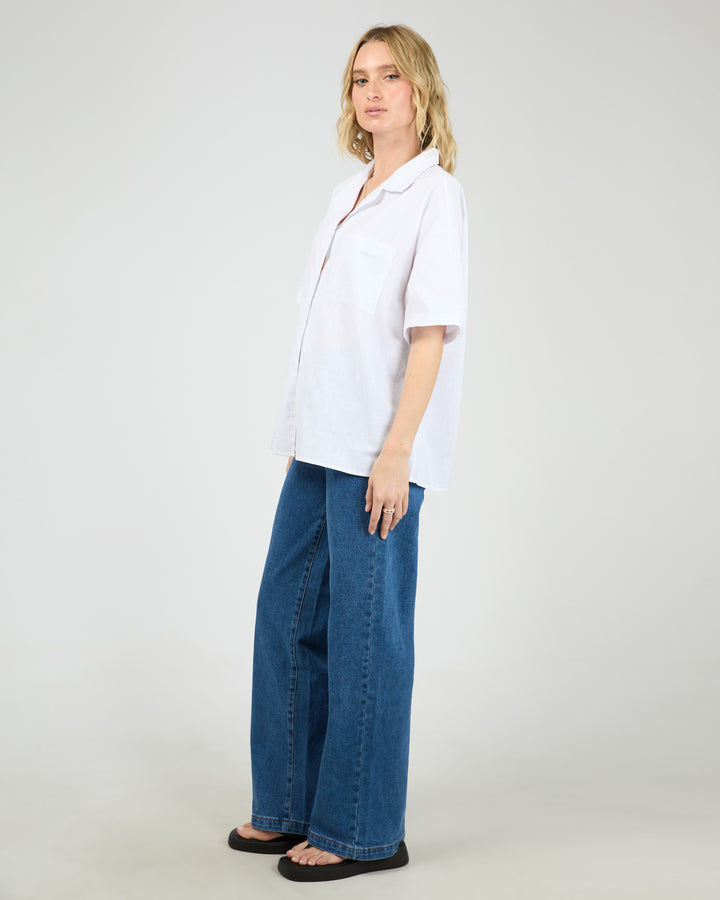 Essential Shirt White